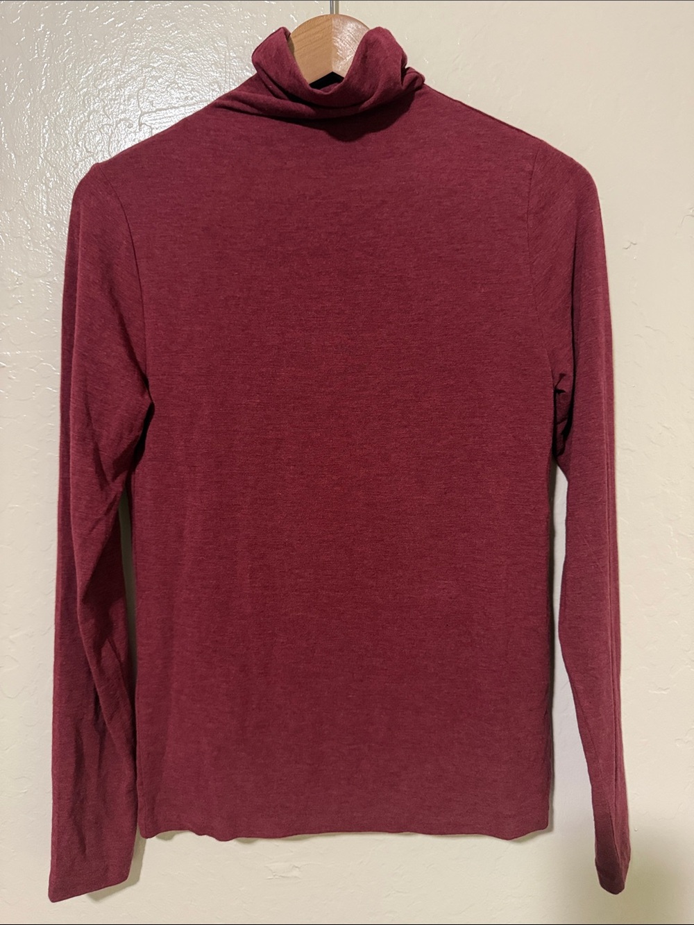 Banana Republic Burgundy Long-Sleeve Turtleneck Wool Blend Size M